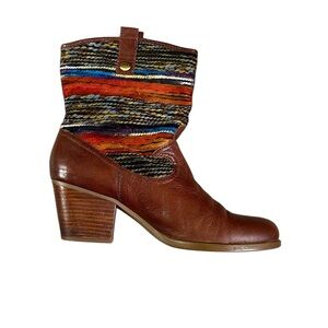 Bandolino Brown Leather Ankle Boots with Multicolor Knit